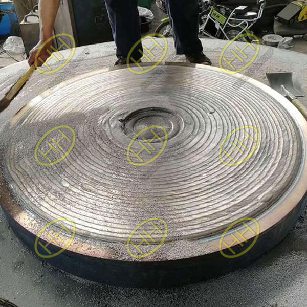 Flange with inconel 625 cladding